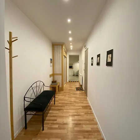 Pogodny Apartment *